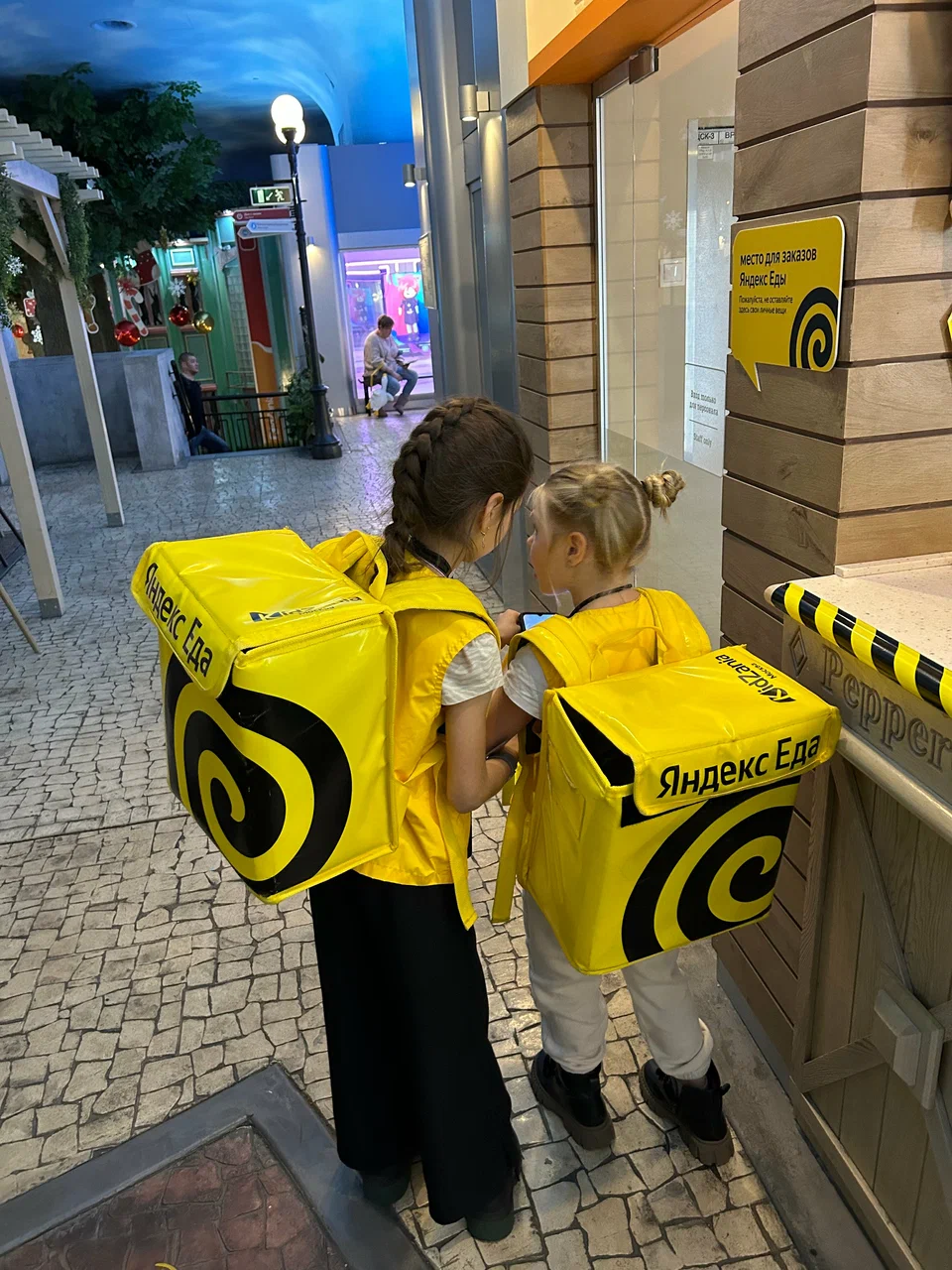 Фото Kidzania (Кидзания) Город профессий - развлечение в Москве | Досугатор